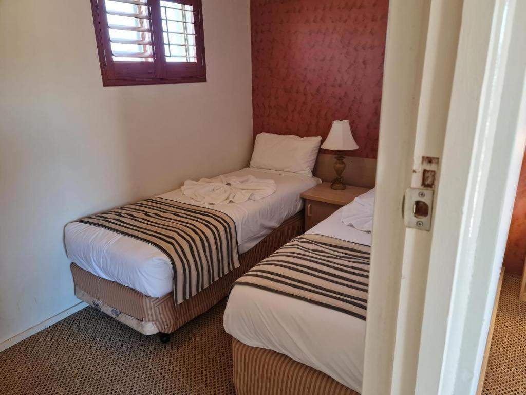 Country Plaza Motel Taree Εξωτερικό φωτογραφία