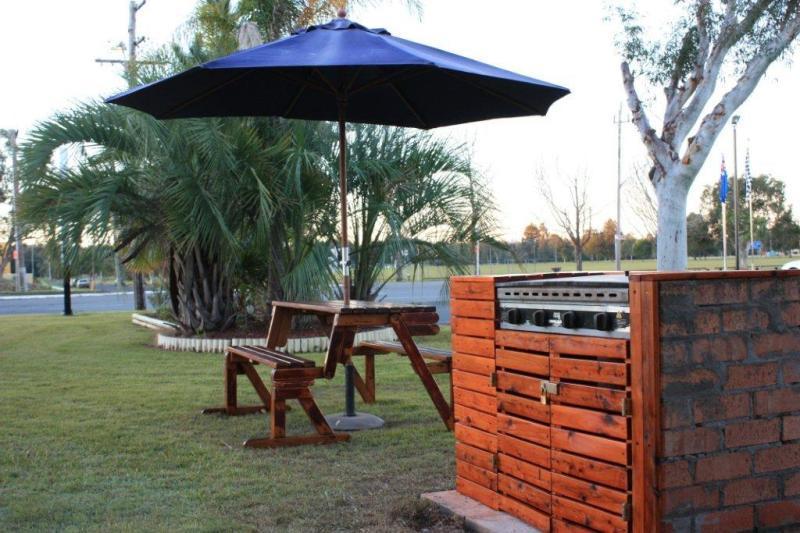 Country Plaza Motel Taree Εξωτερικό φωτογραφία